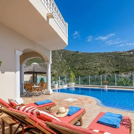 Paradise Villa *